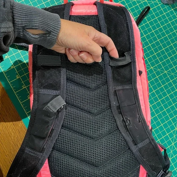 Run from Work Backpack - Picture 8 of 14